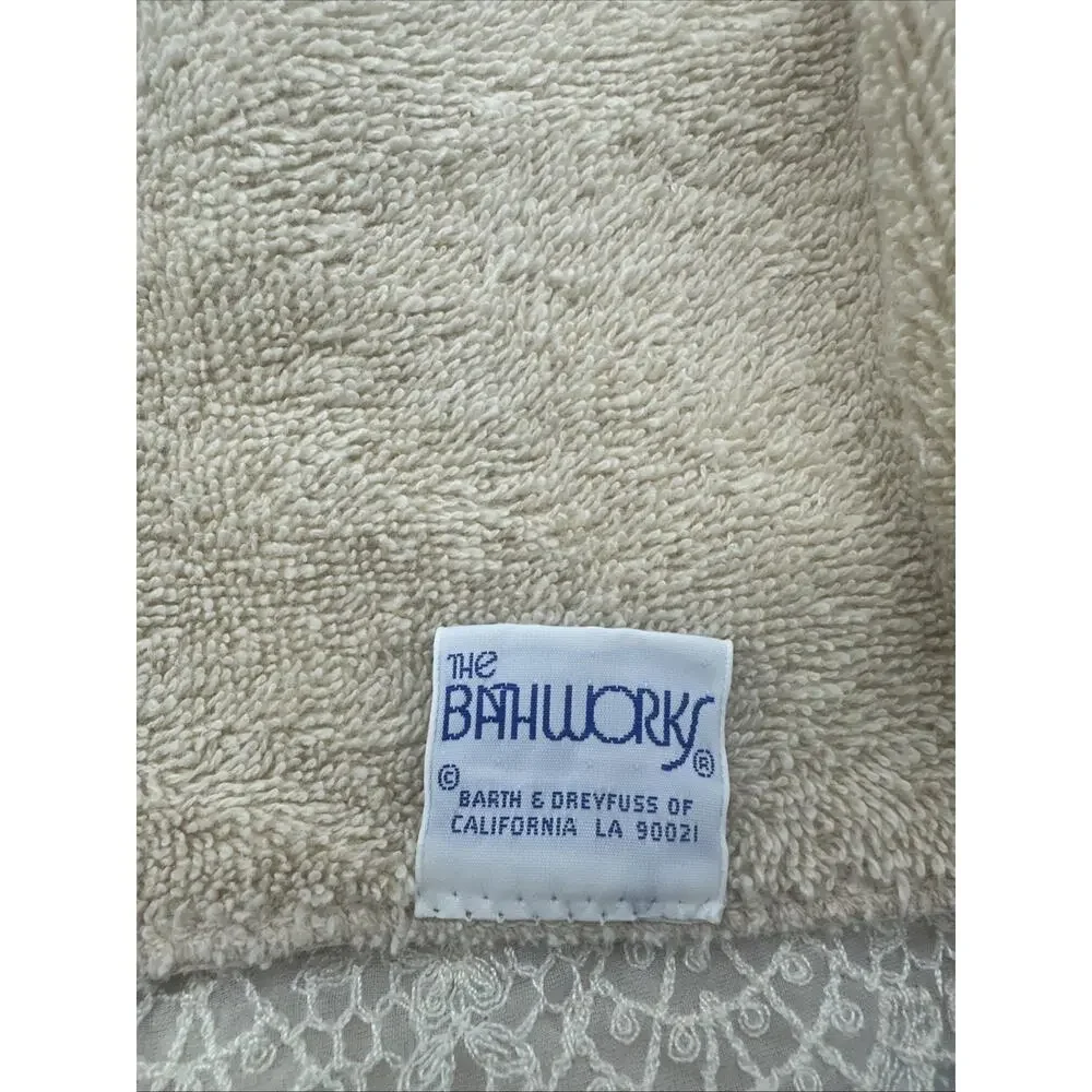 6 Piece Beige Vintage Barth & Dreyfuss Lace Trimmed Embroidered Towel Set